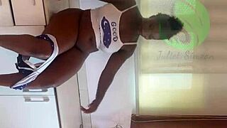 The hottest chef offers her pussy for you to eat