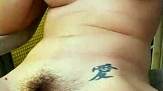 Hairy Pussy With Big Clit Grools Wet in Closeup Orgasm!