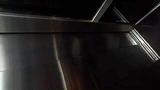 Risky blowjob in the elevator with deepthroat and cumshot