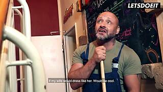 handyman says, 'i'm cheating on my girlfriend with this horny teen in the dorm'