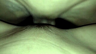 สาวรถเสีย หนุ่มช่วยซ่อมด้วยเซ็กส์ในรถดุเดือด