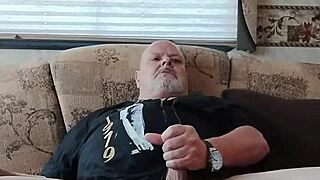 jacking off in blondie's t-shirt