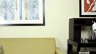 Hardcore Lesbian Fisting Threesome Action