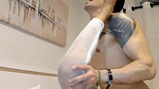 Médico Safado Se Aproveitou Da Coroa E Comeu Ela No Pelo!