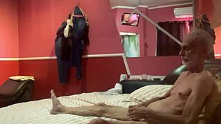 Casal Frente e Verso 20 Hints at Intense Amateur Action