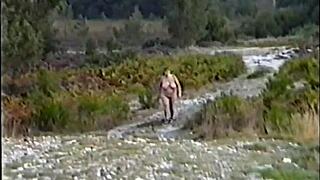 Suzisoumise exercised in public, feeling the fresh air