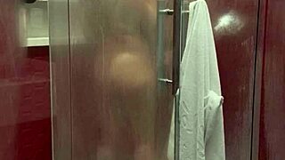 Casada Novata Shares First Cuckold Experience with Big Cock Doggystyle