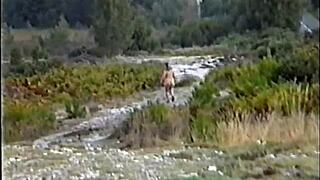 Suzisoumise exercised in public, feeling the fresh air