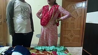 Desi Saarabhabhi - Stepmom Convinced For Girlfriend And Boyfriend Roleplay Then Fucked Hard In Big Ass