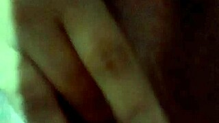 Does This Novinha Enjoy Her Siririca?