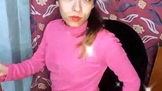 Bonneyuwu Performs Routine Before Recording