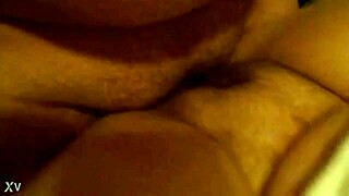 bbw babe gets cum on her pussy 😍