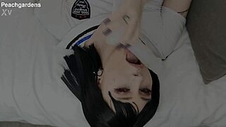 I lick cock in cosplay