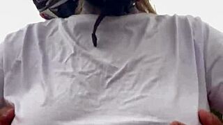 motogirl asks passenger to touch