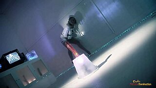 Blonde Hottie Loves Watching A Crazy Chick Fuck With Two Guys