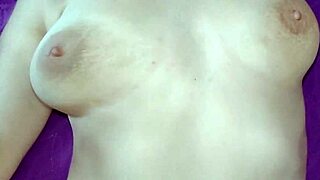 He tore her moans apart with kisses and thrusts 😘