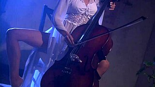 Jezebelle Bond And Nikki Nievez Fuck Artist For Favor In Intense Session