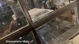 Transamos Olhando a Vizinha Exibida in Bedroom Fetish Scene