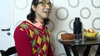 elisa sanches is teasing and giving her big ass to her friend for some fun