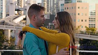 He's dreaming of office sex with teen 18+ pied 😏