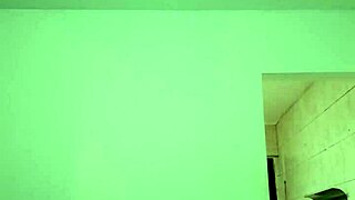 Gostosa dancing funk, fucking deliciously and showing tasty tits to camera 😘