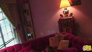 blondes use sex toys for orgasm!