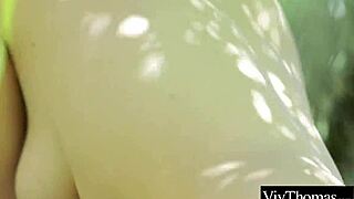 Wow, sexy girlfriends make up with passionate kisses and pussy licking!