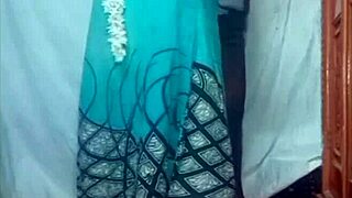 Indian desi girlfriend fucking in village home