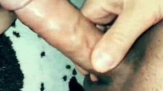 i fucked my mature skinny wife at home