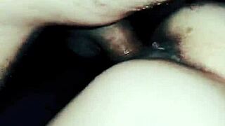 i fucked my mature skinny wife at home