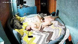 Big white milf babe gives sensual massage and pets friend in homemade video