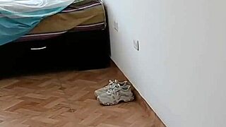 fucking my horny influencer stepdaughter without a condom live for her social networks, wow!