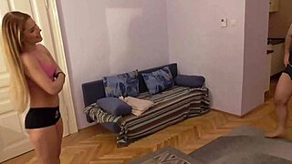 princess smiley, dominate that slave now!