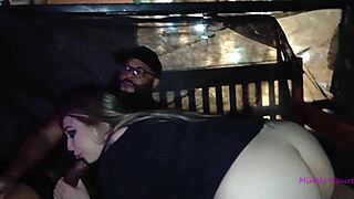 Não Resistí E Dei Pro Negão Na Frente De Todos