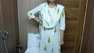 Trying My Stepmother's Delicious Pussy In The Bathroom Full Video