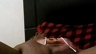 i'm just trying to make myself cum with my fingers at home but it's so hard to stop squirting