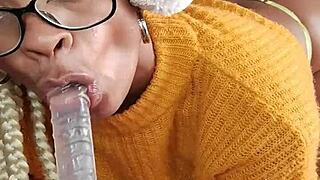 putinha latina swallows dildo deep