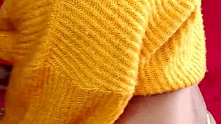 putinha latina swallows dildo deep