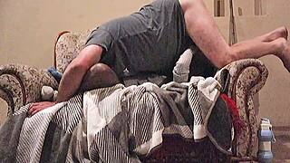 Louis get the ride of his life fucking daddy and having a huge orgasm on his dick 😍