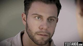 Wow, milf nurse bangs patient's hubby! 😏