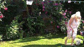 the neighbor with big ass and saggy tits visits often