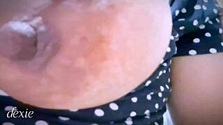 Hot Filipina squirts while masturbating solo!