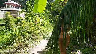 Photographing A Naked Girl In Amazon Jungle