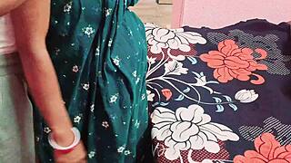 Indian virgin girl exclaims, finger my big clit and make me gape!