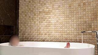 Amateur asian brunette bathes in luxury hotel with cute feet