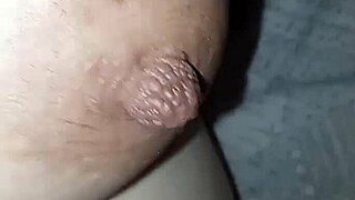 Flashing breasts and belly in public exposure