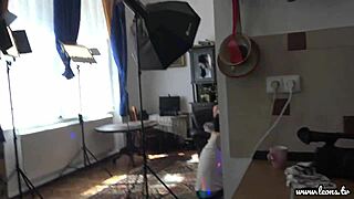 Elegant unveilings of lingerie and chic miniskirts backstage