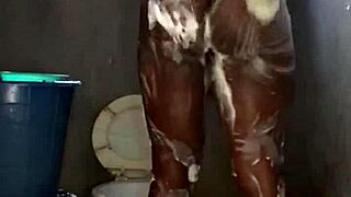 naijahomemadepussy takes a relaxing early morning shower