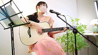 i had my firs time anal wit the beautifull indian hindi singer close up.