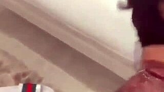 Delicioxass, the ebony negrita from Guayaquil, gives good blowjob in mask porn. She sucks big cock for facial.